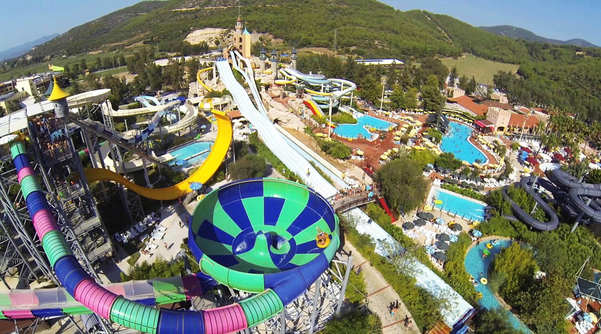 The Largest Aquapark in Istanbul Tour