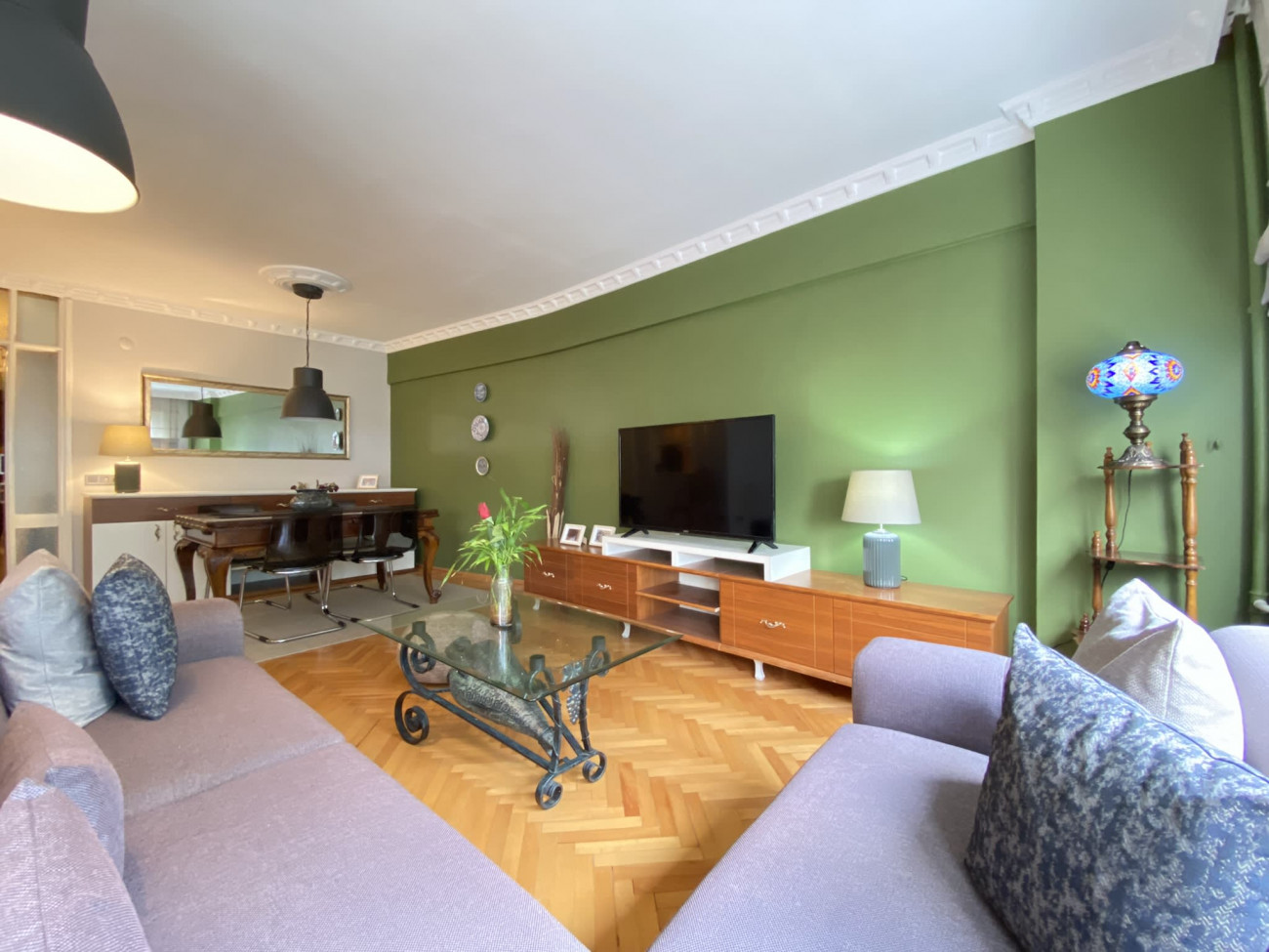 Code 25: Classic Flat w Balcony 7 min to Galataport
